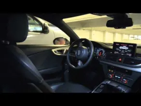 Audi, które parkuje bez kierowcy