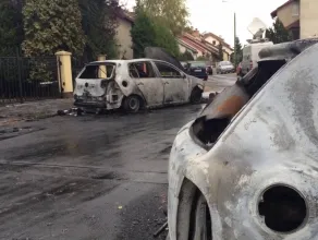 Spalone samochody na Morenie