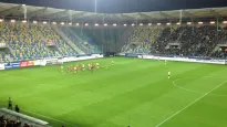 Marcin Warcholak blisko gola w meczu z Miedzią Legnica 