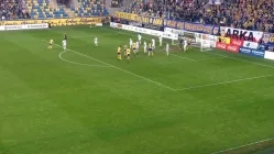 Zwycięski gol Arki Gdynia w meczu z Flotą Świnoujście 1:0