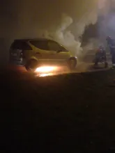Płonie Mercedes w Gdyni na obwodnicy
