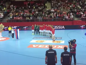 Hymn Rosji przed meczem z Danią