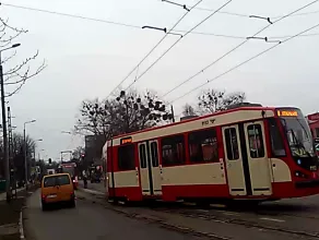 Wykolejony tramwaj na Stogach