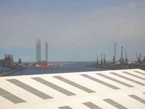 Platforma Petrobaltic wpłynęła do portu w Gdyni