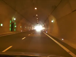 Tunel pod Martwą Wisłą otwarty dla samochodów