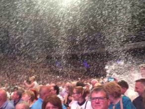 Bitwa na śnieżki na koncercie Andre Rieu