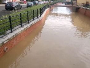 Wysoki poziom wody w kanale Raduni