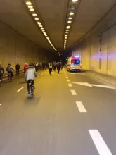 Przejazd rowerowy tunelem pod Martwą Wisłą