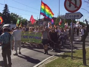 Marsz Równości idzie ulicami Wrzeszcza