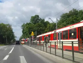 Stoją tramwaje na ul. Gdańskiej w Brzeźnie