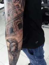 Tatuaż realistyka - Mistrzowie Tattoo Rumia
