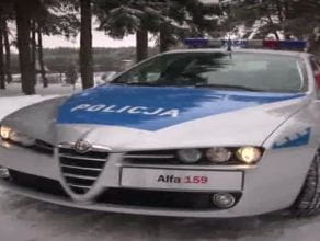 Alfa Romeo w policyjnym malowaniu