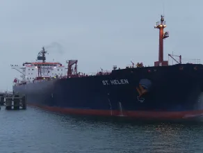 Tankowiec z amerykańską ropą wpłynął do gdańskiego portu