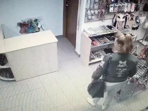 Kradzież w sklepie odzieżowym