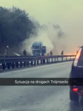 Pożar ciężarówki na obwodnicy w stronę Gdyni