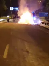 Płonie samochód na obwodnicy