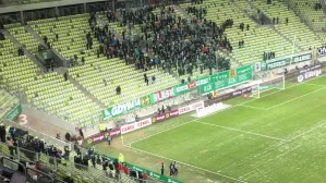 Kibice po golu Lechii na 2:1 w meczu z Termaliką
