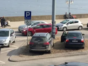 Skandaliczne parkowanie przy Bulwarze Nadmorskim