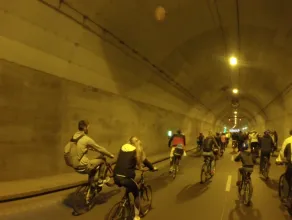 Rowerowa druga rocznica otwarcie tunelu pod Martwą Wisłą
