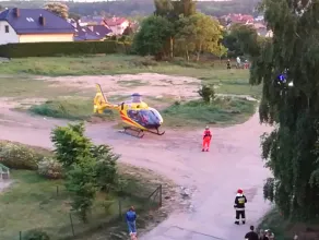Start helikoptera z poszkodowanym w Gdyni