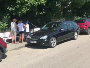 Kierowcy "mają gdzieś" zakaz parkowania na Orłowskiej