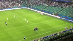 Radość piłkarzy Arki po golu na 1:1 w Superpucharze Polski