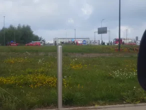 Zderzenie dwóch aut obok lotniska