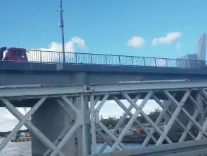 Próby obciążeniowe na moście w Sobieszewie