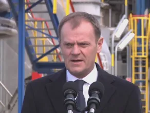 Premier Tusk w rafinerii gdańskiej