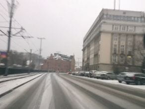Dziś drogowcy wzięli urlop, centrum Gdańska białe