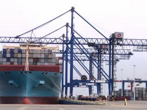 Kontenerowiec Maersk Elba zawitał do gdańskiego terminalu DCT