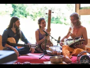 Estas Tonne, The Song of the Butterfly [Hungary 2014]