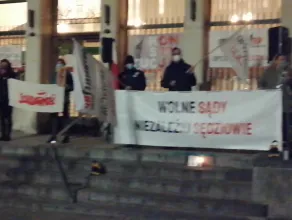 Protest przed Sądem Rejonowym w Gdyni