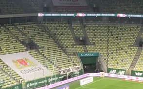 Lechia  Gdańsk: Otwierać stadiony!