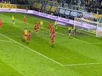Arka Gdynia - Wisła Kraków 1:1. Ten gol nie został uznany