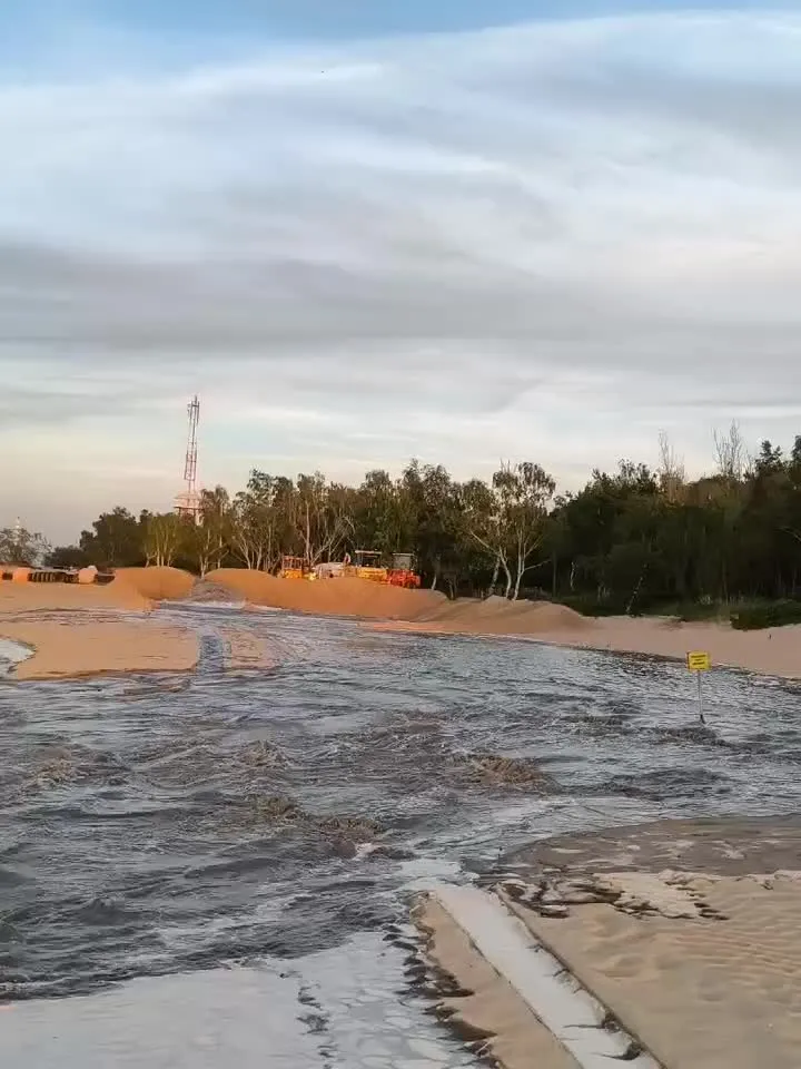 Wypłukiwanie piasku godz. 18:52