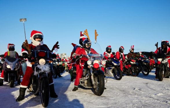                     Największa parada Mikołajów na motocyklach
                                            