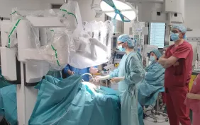                     Ponad 500 operacji z udziałem robota na Zaspie
                                            