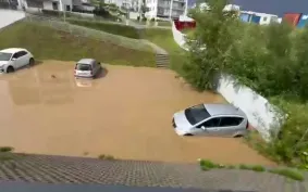                     Powodzie błyskawiczne groźniejsze niż burze
                                            
