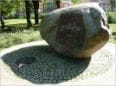 Kamień symbolizujący początek historii Gdańska