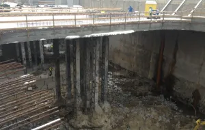 Pracownicy okradli plac budowy tunelu