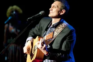 Marek Richter już "wie" - o recitalu "Wiem" w Teatrze Muzycznym