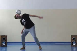 Piłka nożna w wersji solo