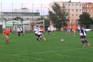 Piłkarki Checzy bliżej I ligi