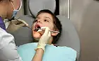 Odpowiednia higiena chroni zęby przed próchnicą