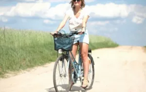 Jak jeździć rowerem w upalne dni?