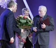 EFNI 2013. Wałęsa nagrodzony za zasługi dla przemian