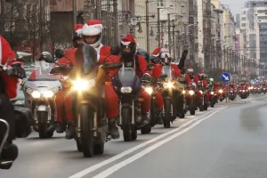 Mikołaje na motocyklach przejechali przez Trójmiasto