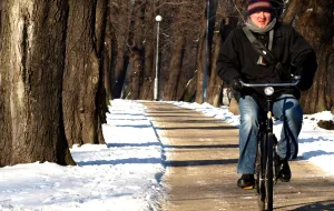 Jak jeździć zimą na rowerze po mieście?