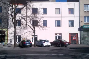 Ktoś kupi dawny hotel China Town przy dworcu w Gdyni?